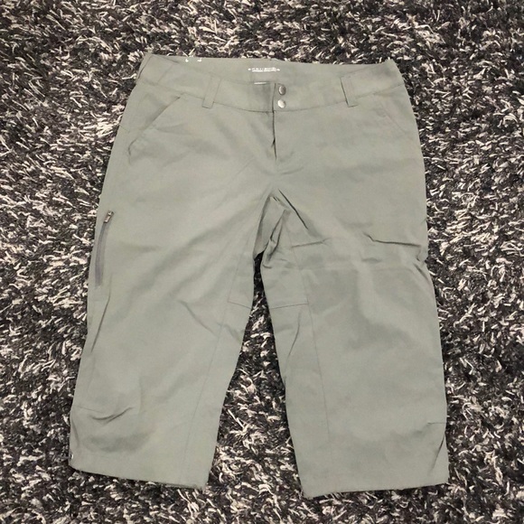 Columbia Pants - NWOT COLUMBIA CAPRIS
